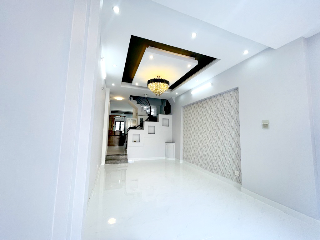 Bán nhà đường Tây thạnh 5x14 4 lầu giá chỉ 6,3 tỷ